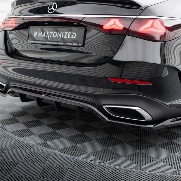 Bakre Splitter (With Vertical Bars) för Mercedes-Benz E AMG-Line W214