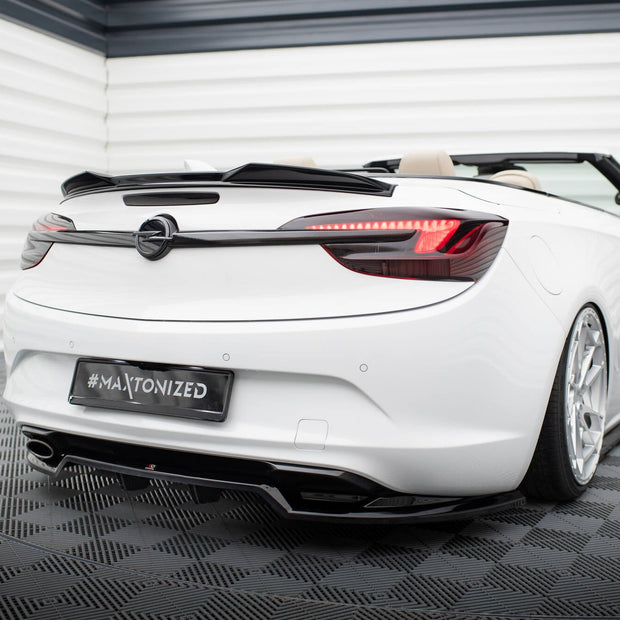 Bakre Splitter (With Vertical Bars) för Opel Cascada