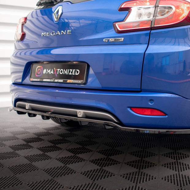 Bakre Splitter (With Vertical Bars) för Renault Megane GT Line Grandtour Mk3 Facelift