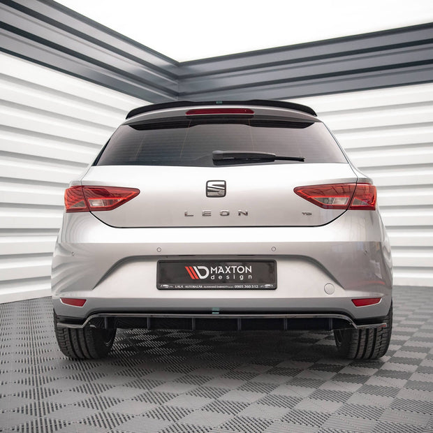 Bakre Splitter (With Vertical Bars) för Seat Leon Hatchback Mk3