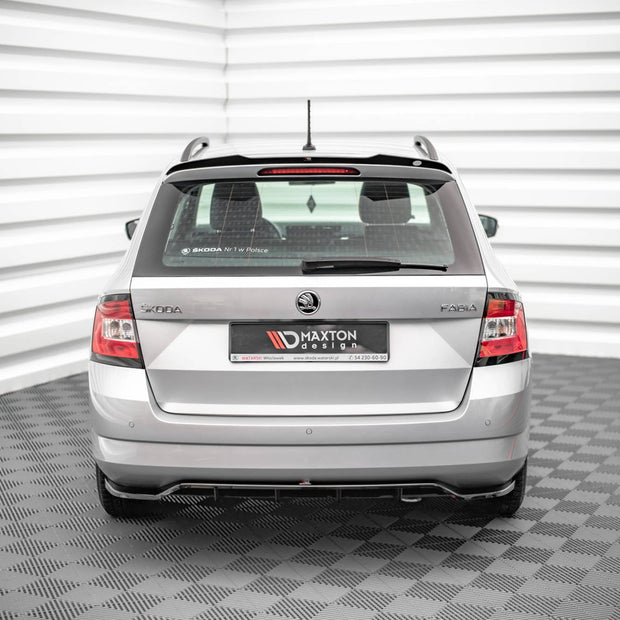 Bakre Splitter (With Vertical Bars) för Skoda Fabia Combi Mk3