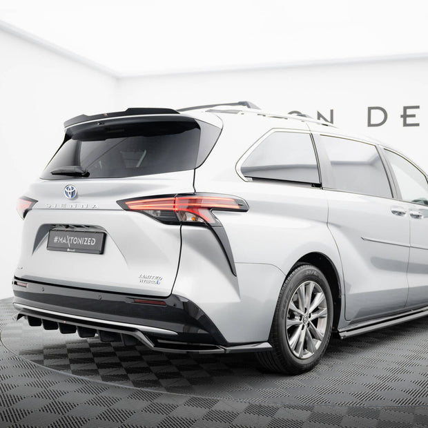 Bakre Splitter (With Vertical Bars) för Toyota Sienna Mk4