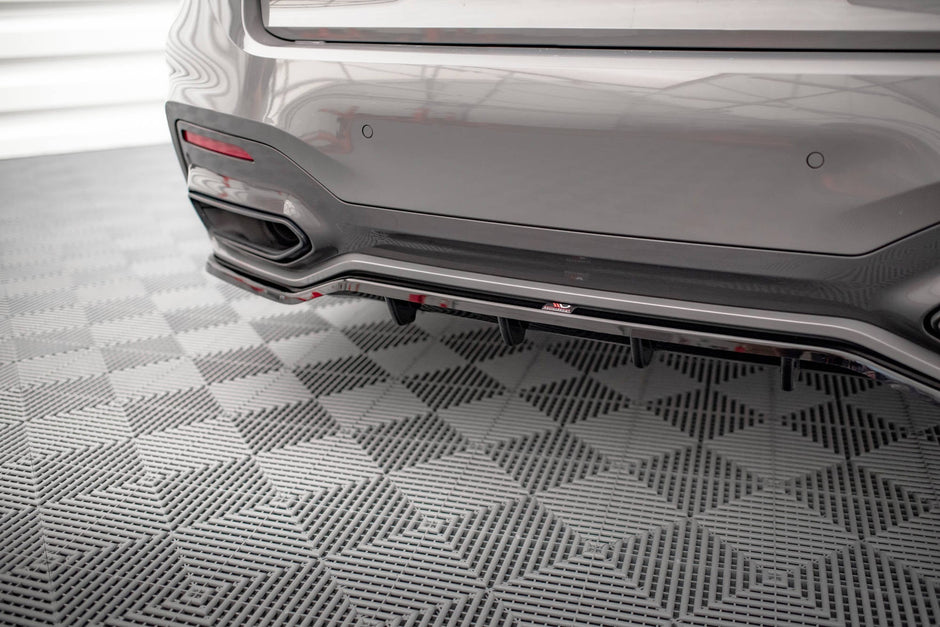 Bakre Splitter (With Vertical Bars) V.1 för BMW 7 M-Pack G11 / G12 Facelift