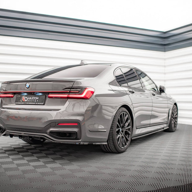 Bakre Splitter (With Vertical Bars) V.1 för BMW 7 M-Pack G11 / G12 Facelift