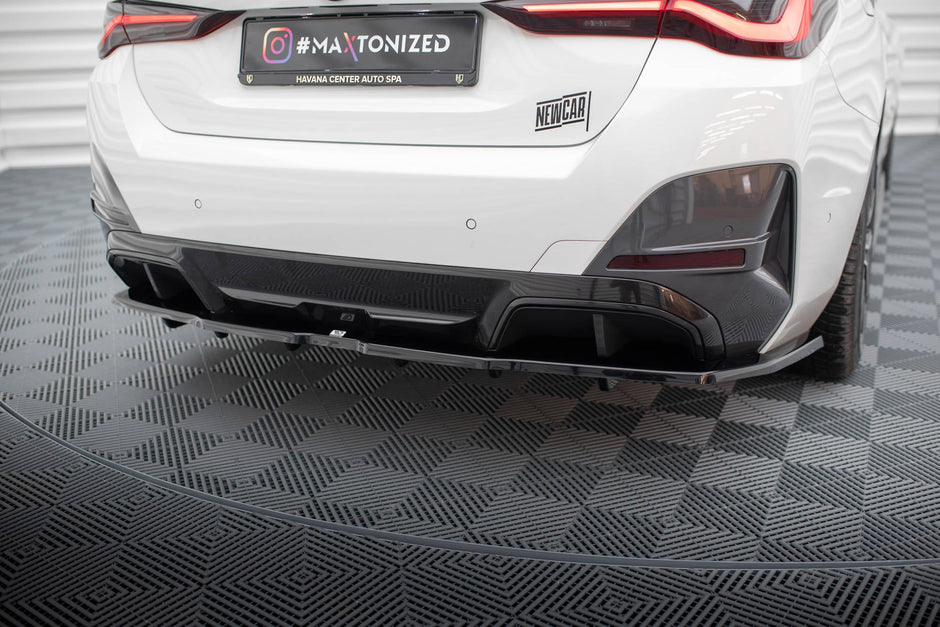 Bakre Splitter (With Vertical Bars) V.1 för BMW i4 M-Pack G26