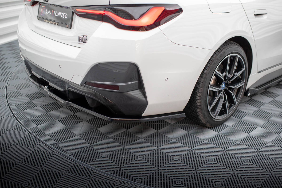 Bakre Splitter (With Vertical Bars) V.1 för BMW i4 M-Pack G26