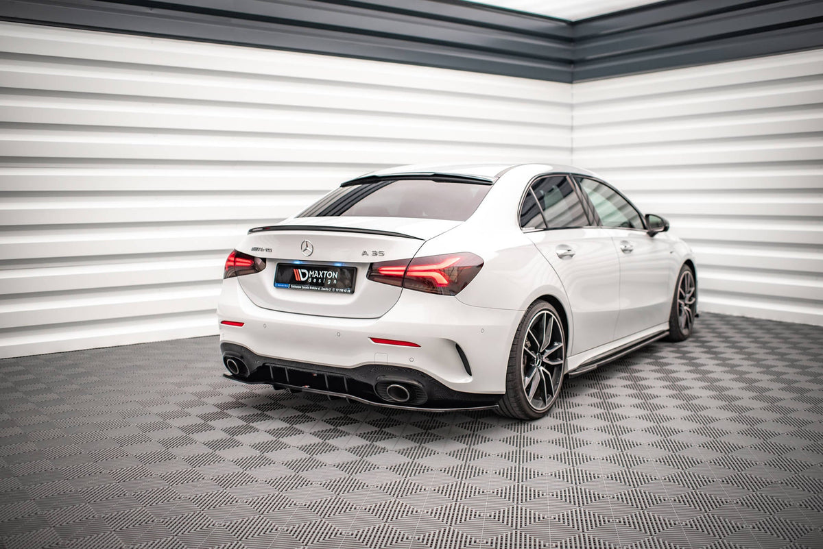 Bakre Splitter (With Vertical Bars) V.1 för Mercedes A 35 AMG Sedan V177