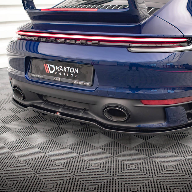 Bakre Splitter (With Vertical Bars) V.1 för Porsche 911 Carrera Aero / Carrera GTS 992