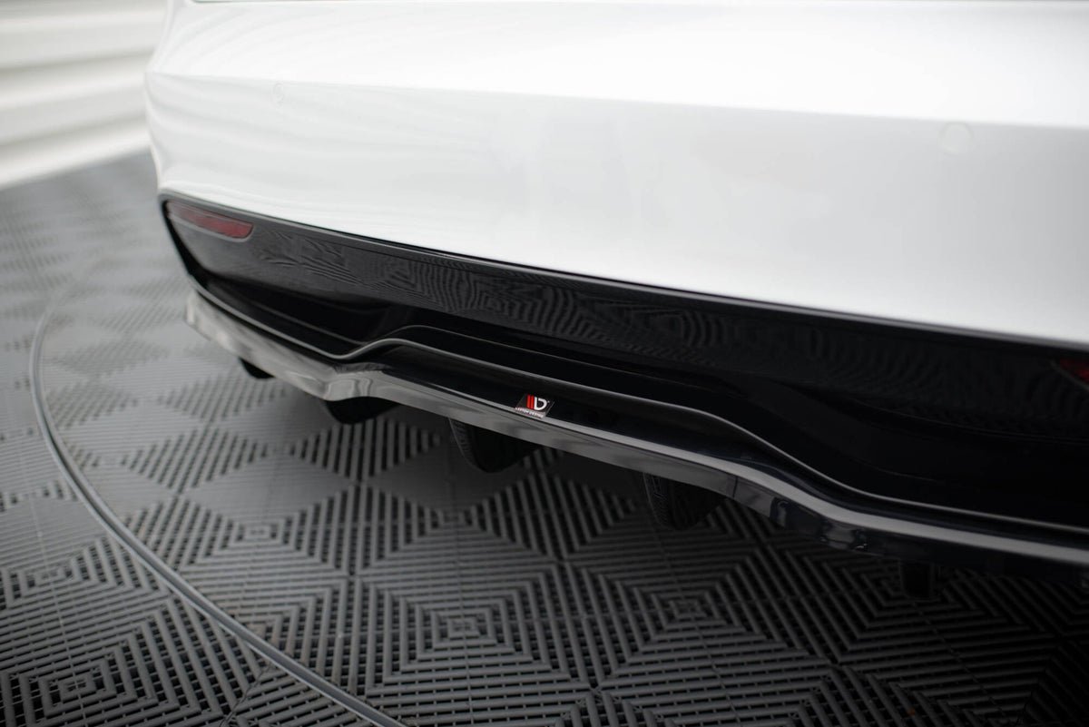 Bakre Splitter (With Vertical Bars) V.1 för Tesla Model S Plaid Mk1 Facelift