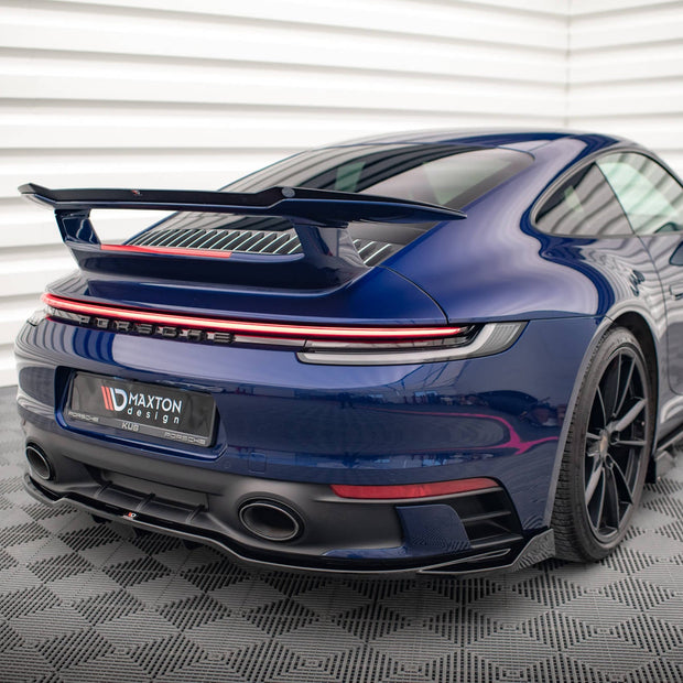 Bakre Splitter (With Vertical Bars) V.2 för Porsche 911 Carrera Aero / Carrera GTS 992