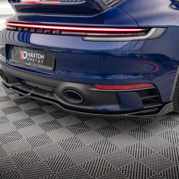 Bakre Splitter (With Vertical Bars) V.2 för Porsche 911 Carrera Aero / Carrera GTS 992