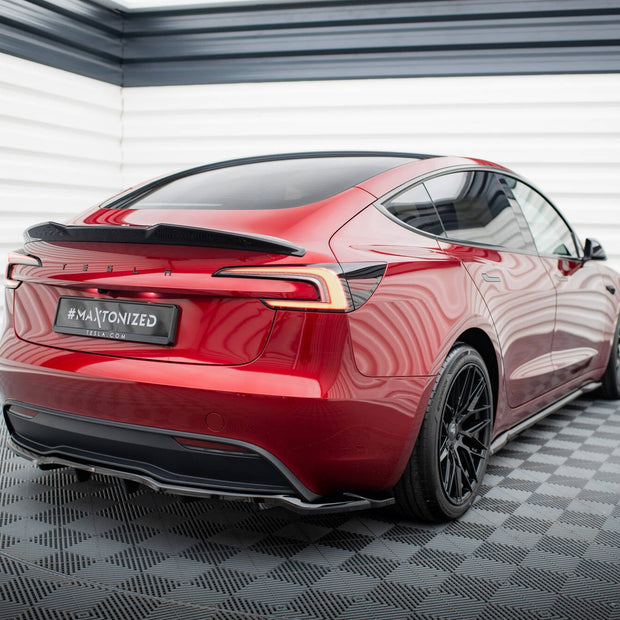 Bakre Splitter (With Vertical Bars) V.2 för Tesla Model 3 Project Highland(Facelift)