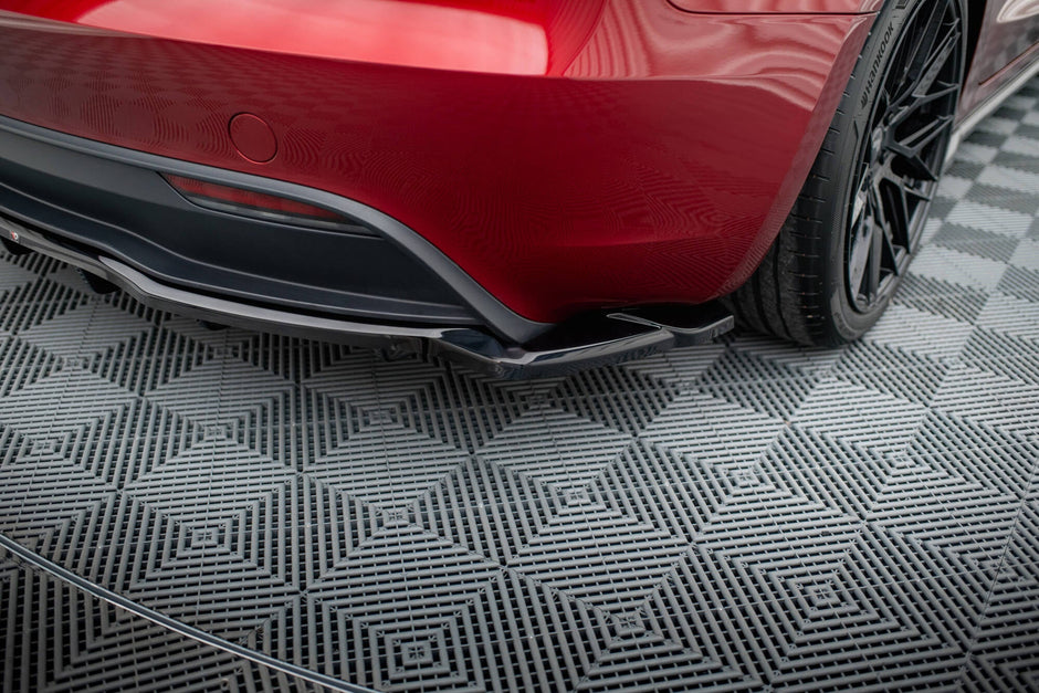 Bakre Splitter (With Vertical Bars) V.2 för Tesla Model 3 Project Highland(Facelift)