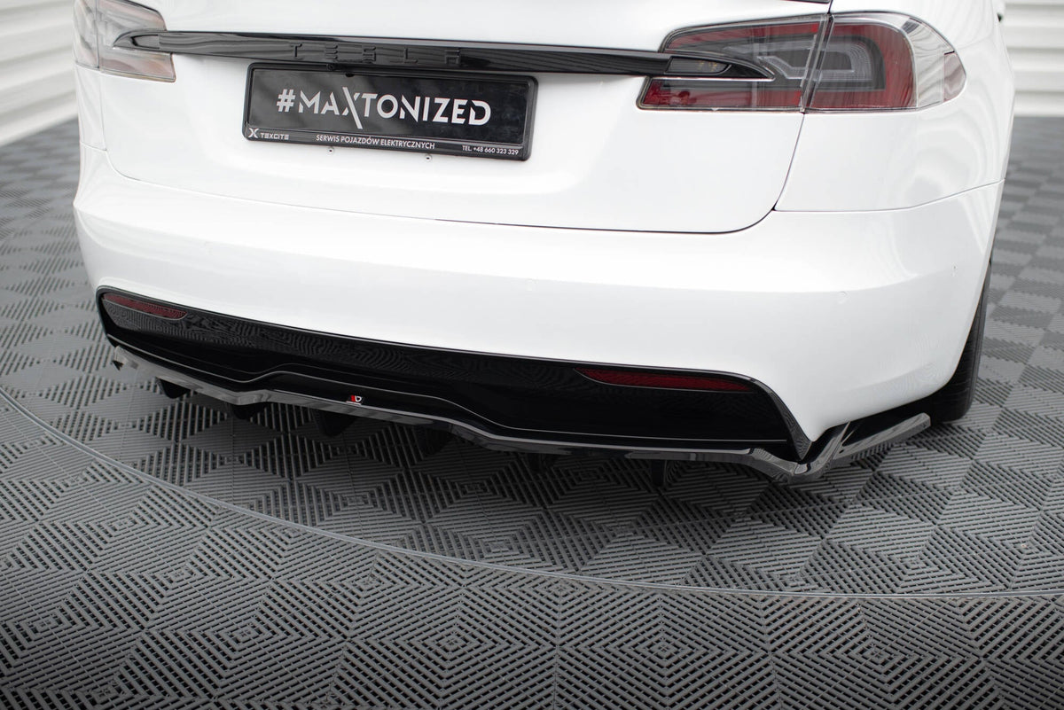 Bakre Splitter (With Vertical Bars) V.2 för Tesla Model S Plaid Mk1 Facelift