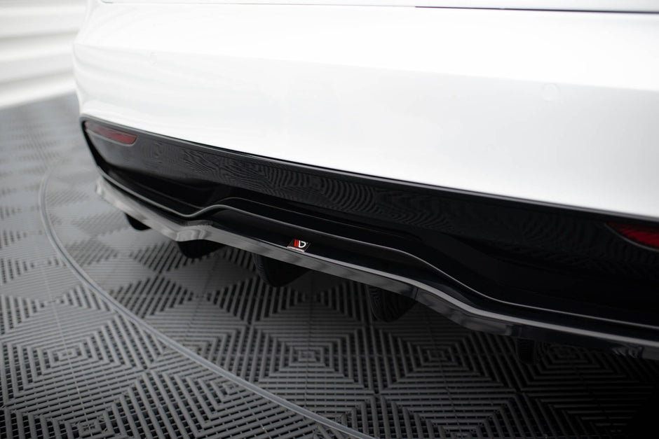 Bakre Splitter (With Vertical Bars) V.2 för Tesla Model S Plaid Mk1 Facelift