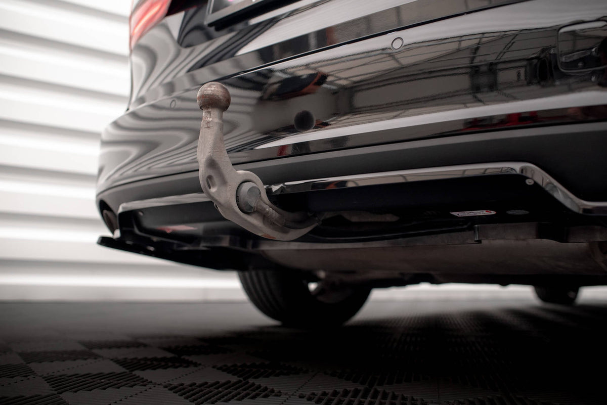 Bakre Splitter (With Vertical Bars) V.2 för Volvo V90 Mk2