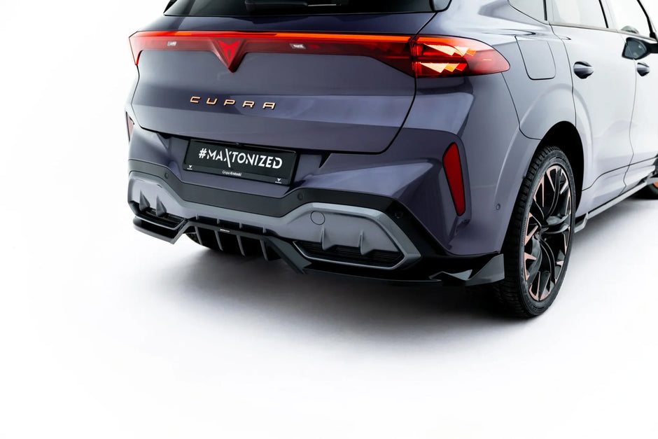 Bakre Splitter (With Vertical Bars) V.3 för Cupra Terramar Mk1 (Version with towbar)