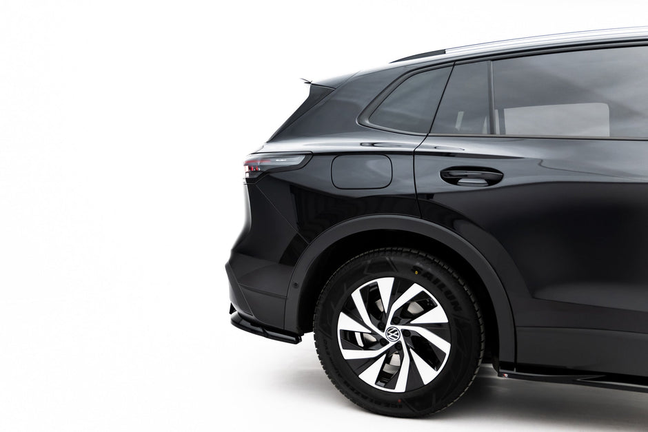 Bakre Splitter (With Vertical Bars) för Volkswagen Tiguan Mk3
