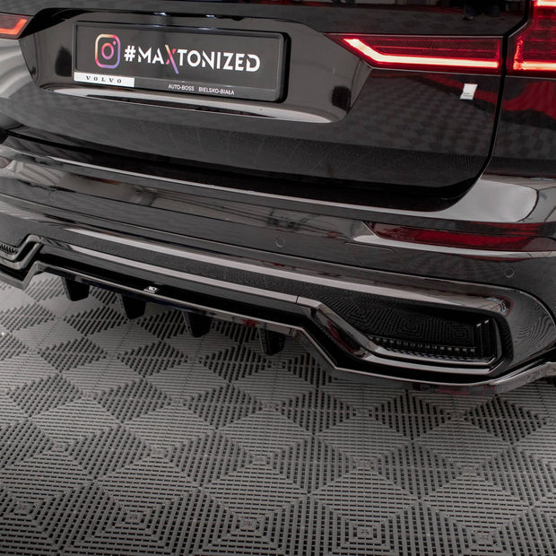 Bakre Splitter (With Vertical Bars) för Volvo XC60 R-Design Mk2 Facelift