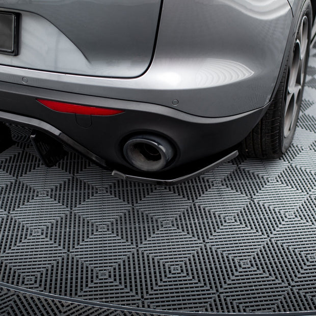 Bakre Sidosplitters för Alfa Romeo Stelvio Mk1