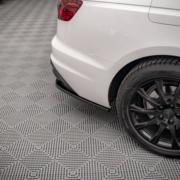 Bakre Sidosplitters för Audi A4 B9 Facelift