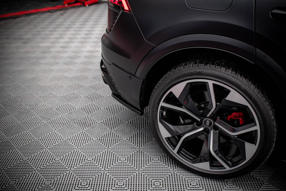 Bakre Sidosplitters för Audi RSQ8 Mk1