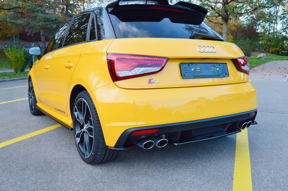 Bakre Sidosplitters för Audi S1 8X