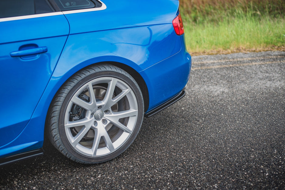 Bakre Sidosplitters för Audi S4 / A4 S-Line B8 Sedan