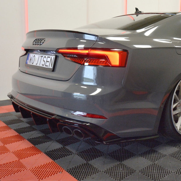 Bakre Sidosplitters för Audi S5 F5 Coupe