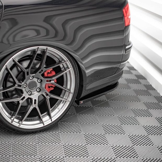 Bakre Sidosplitters för Audi S8 D3