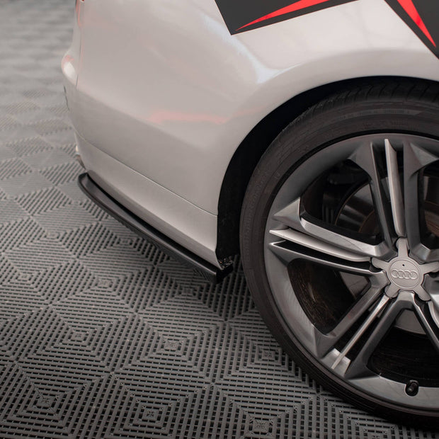 Bakre Sidosplitters för Audi S8 D4