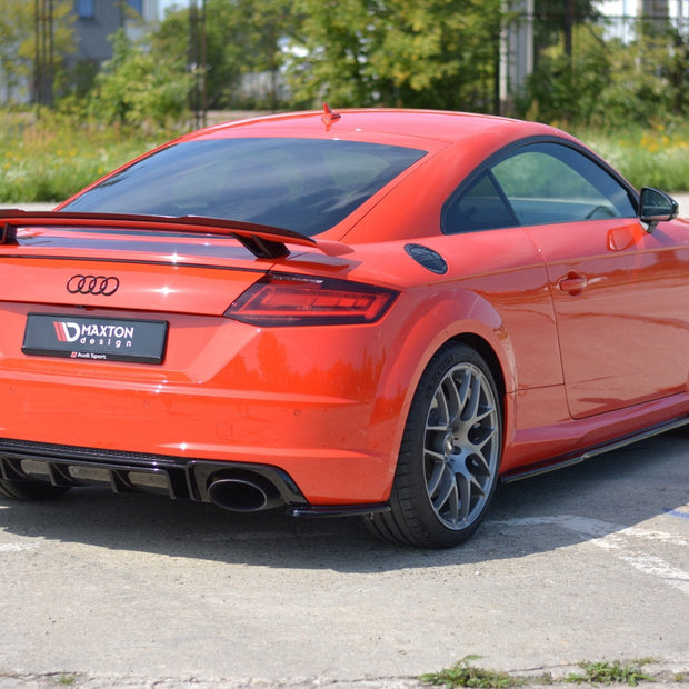 Bakre Sidosplitters för Audi TT RS 8S