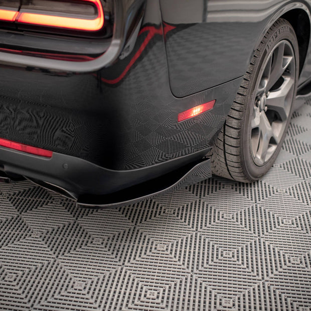 Bakre Sidosplitters för Dodge Challenger RT Mk3 Facelift