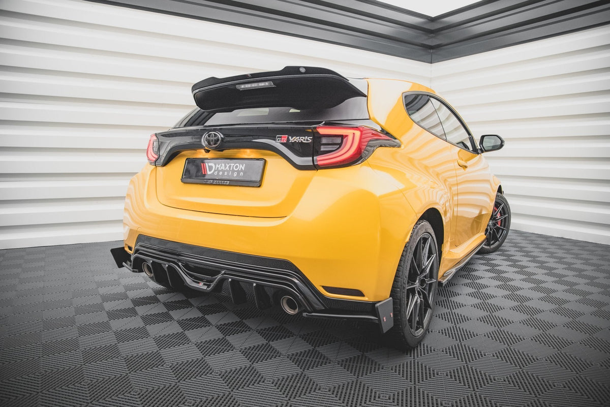 Bakre Sidosplitters + Flaps V.4 för Toyota GR Yaris Mk4