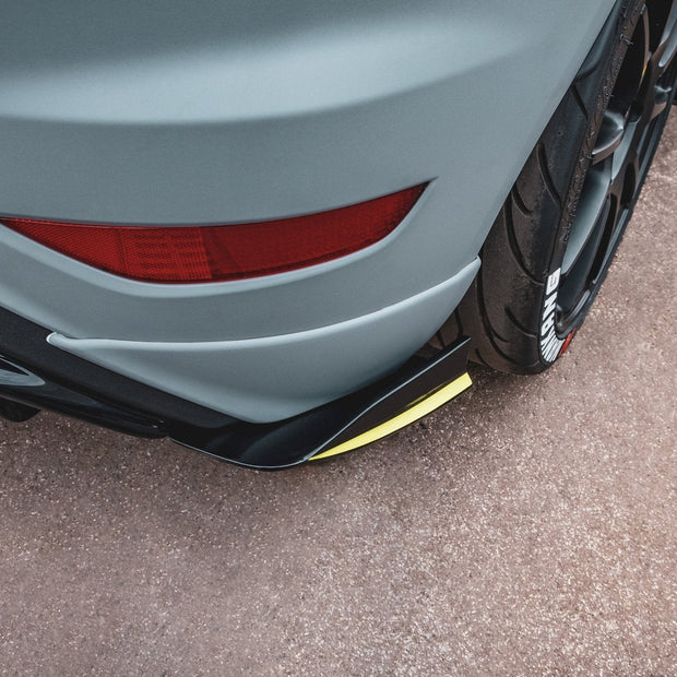 Bakre Sidosplitters för Ford Fiesta Mk7 ST Facelift