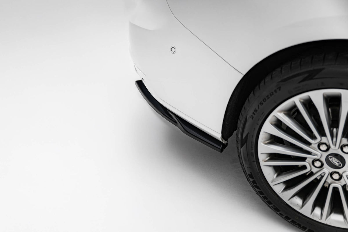 Bakre Sidosplitters för Ford Focus Vignale Estate Mk4