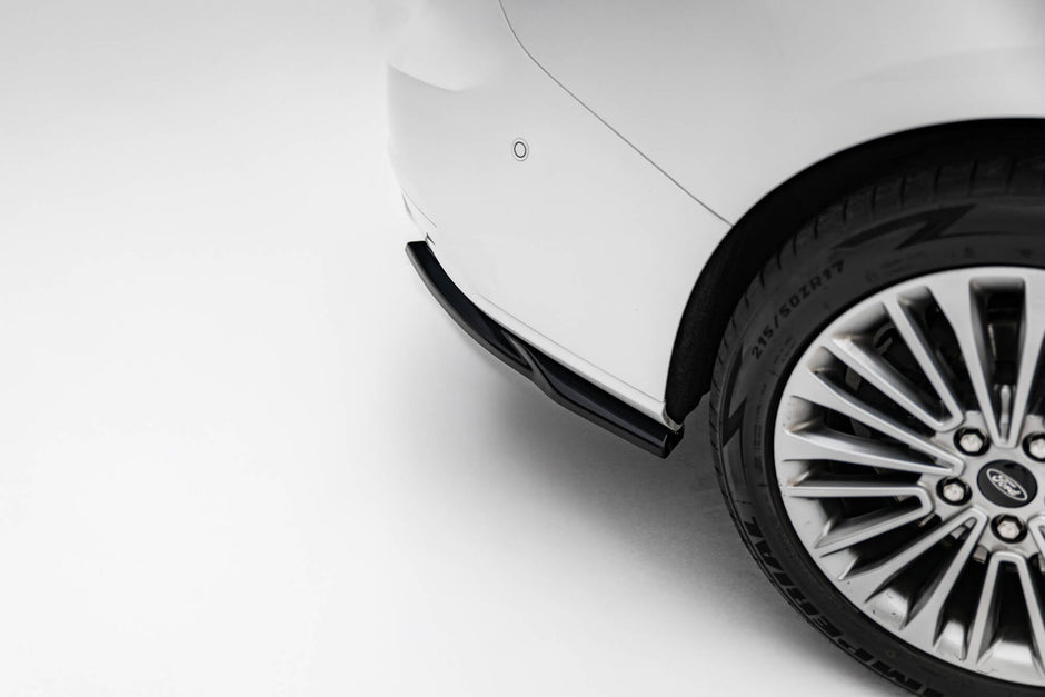 Bakre Sidosplitters för Ford Focus Vignale Estate Mk4