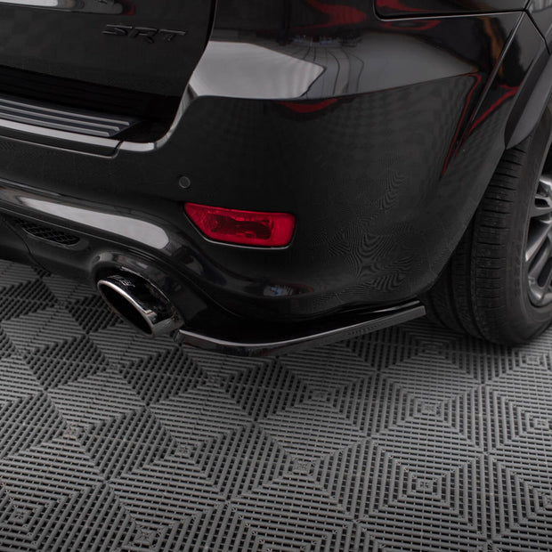 Bakre Sidosplitters för Jeep Grand Cherokee SRT WK2 Facelift