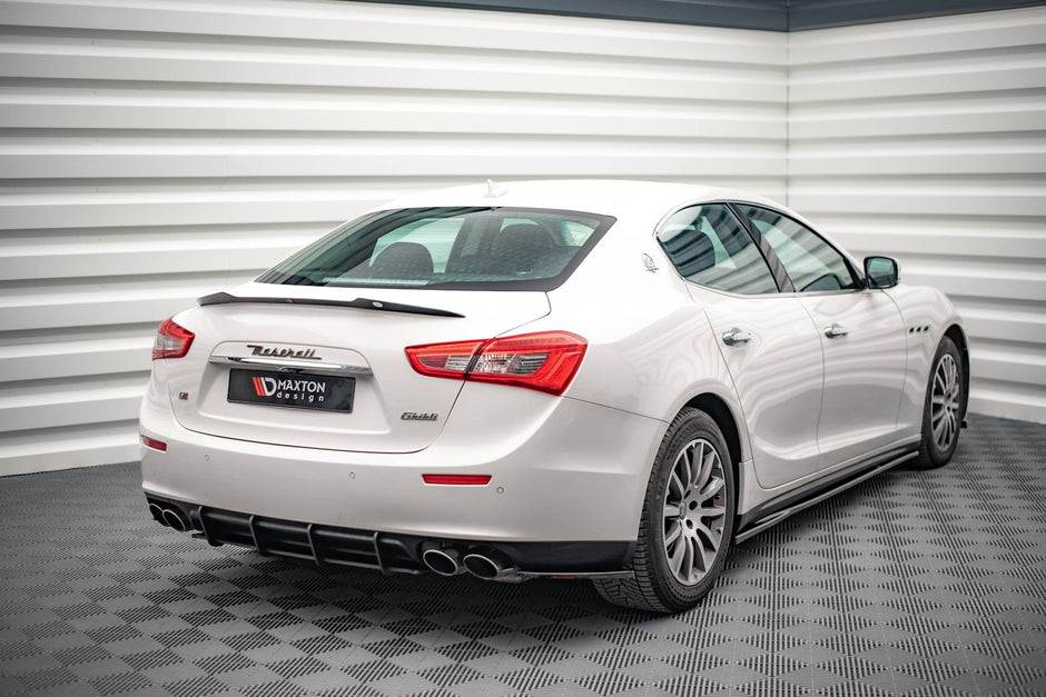 Bakre Sidosplitters för Maserati Ghibli Mk3