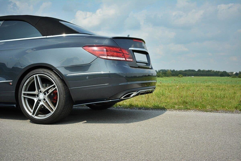 Maxton Design Bakre sidosplitters Mercedes - Benz E Coupe / Cabrio C207 Facelift / A207 Facelit – bild 2
