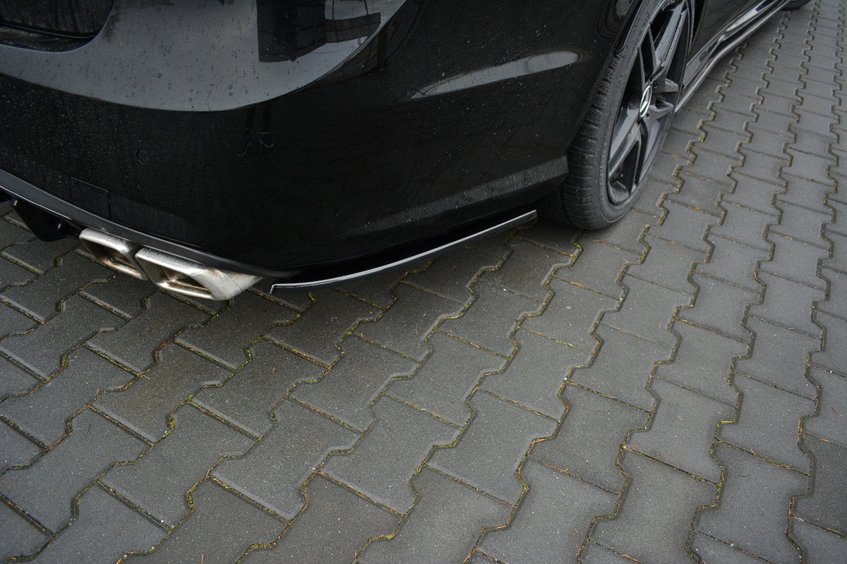 Bakre Sidosplitters för Mercedes-Benz E63 AMG W212