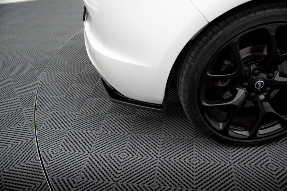 Bakre Sidosplitters för Opel Astra J OPC / VXR