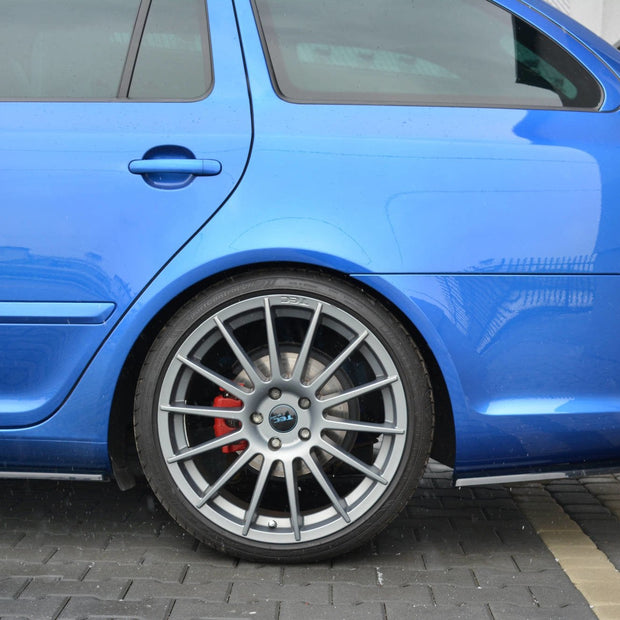 Bakre Sidosplitters för Skoda Octavia RS Sedan / Combi Mk2 / Mk2 Facelift