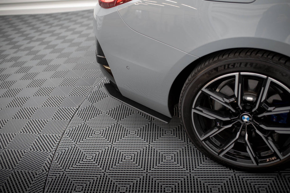 Street Pro Bakre Sidosplitters för BMW 4 Gran Coupe M440i G26