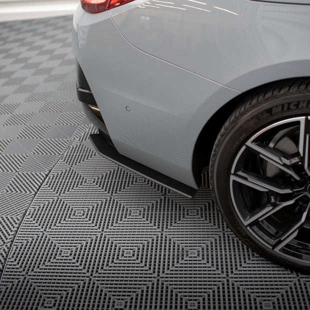 Street Pro Bakre Sidosplitters för BMW 4 Gran Coupe M440i G26