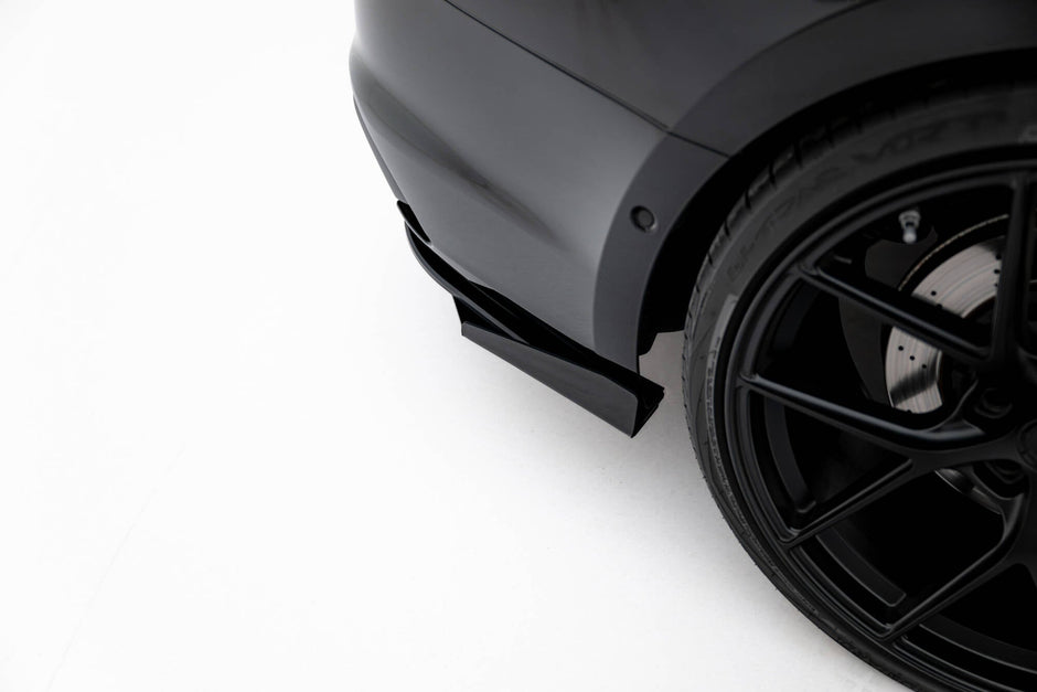 Street Pro Bakre Sidosplitters + Flaps för Audi RS5 Coupe / Sportback F5