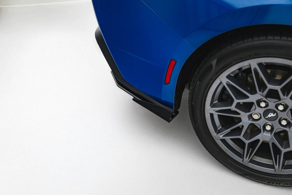 Maxton Design Street Pro bakre sidosplitters + flaps Ford Mustang GT Mk7 – bild 3