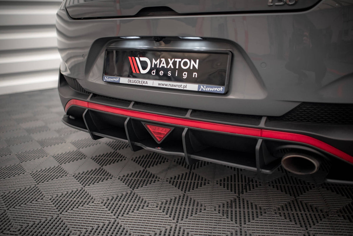 Street Pro Bakre Sidosplitters + Flaps för Hyundai I30 Fastback N-Line Mk3 Facelift