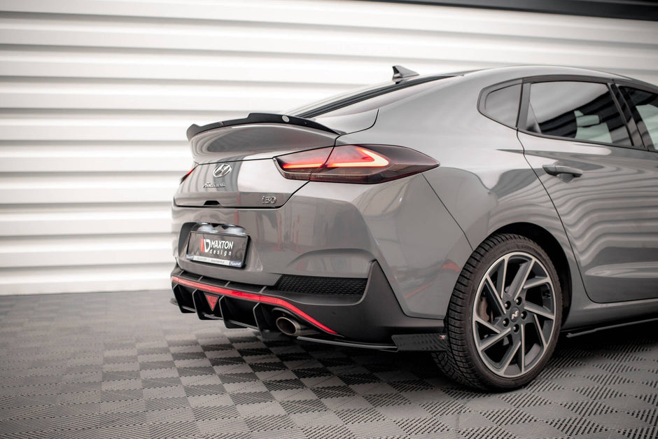 Street Pro Bakre Sidosplitters + Flaps för Hyundai I30 Fastback N-Line Mk3 Facelift