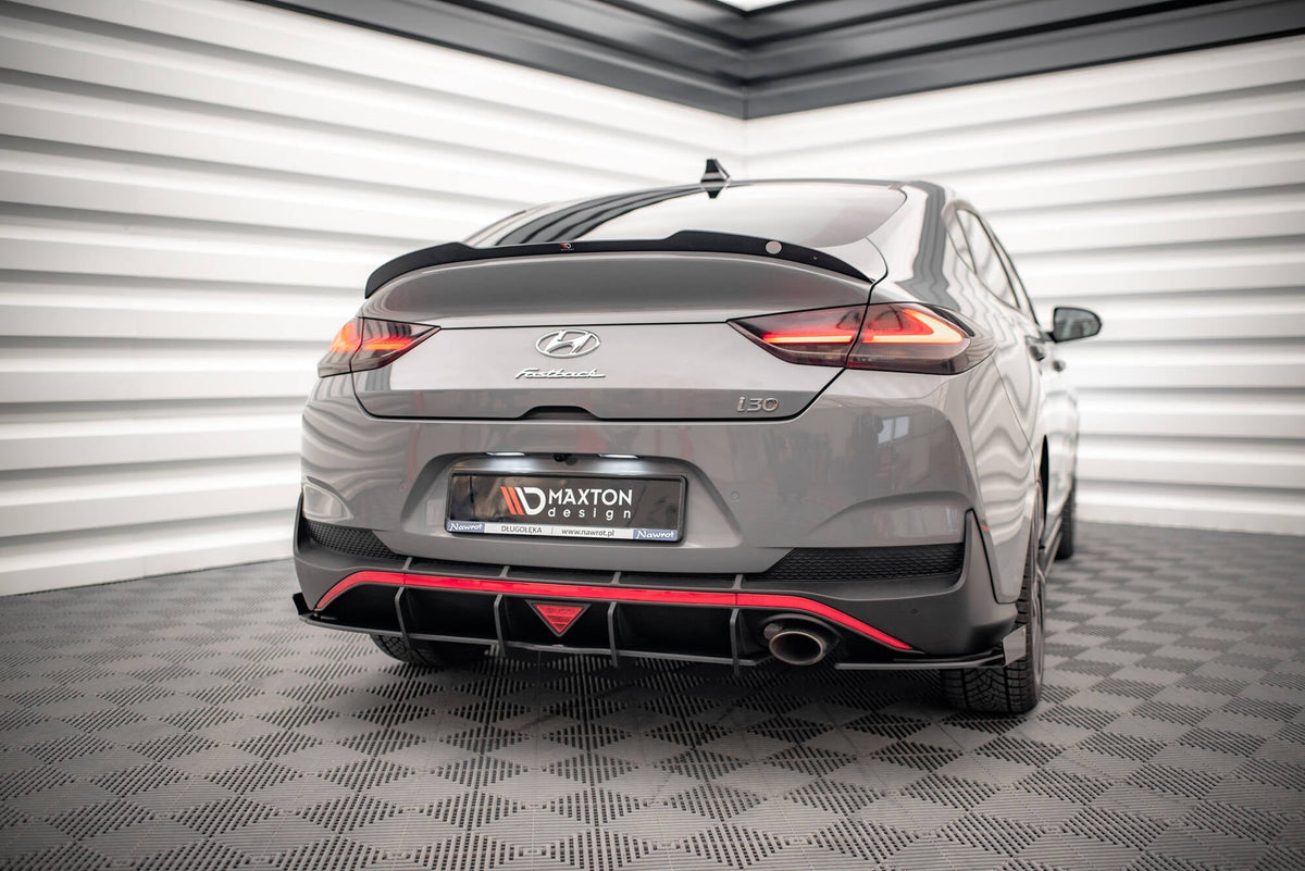 Street Pro Bakre Sidosplitters + Flaps för Hyundai I30 Fastback N-Line Mk3 Facelift